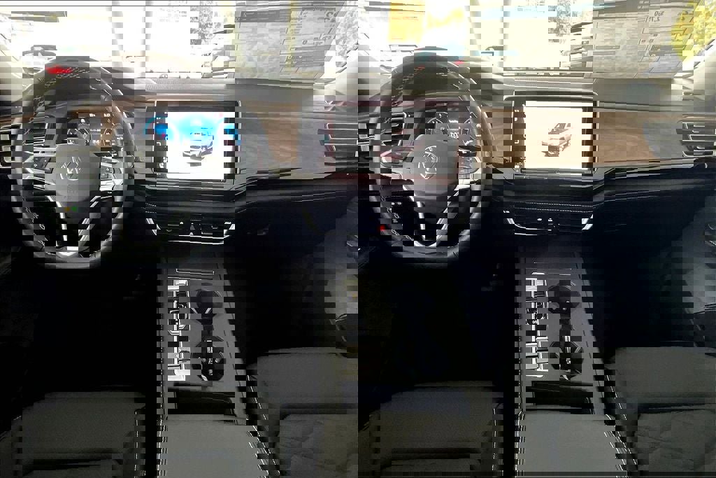 New 2026 Volkswagen Atlas SE image 14