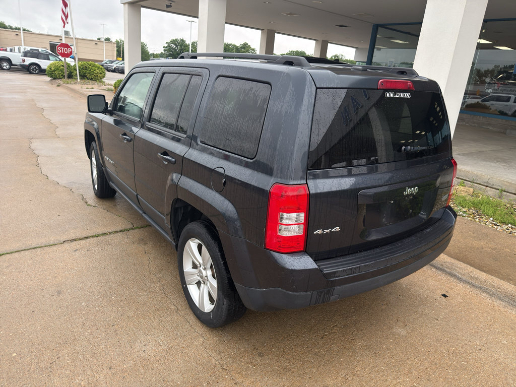Used 2015 Jeep Patriot Latitude AWD/4WD image 7