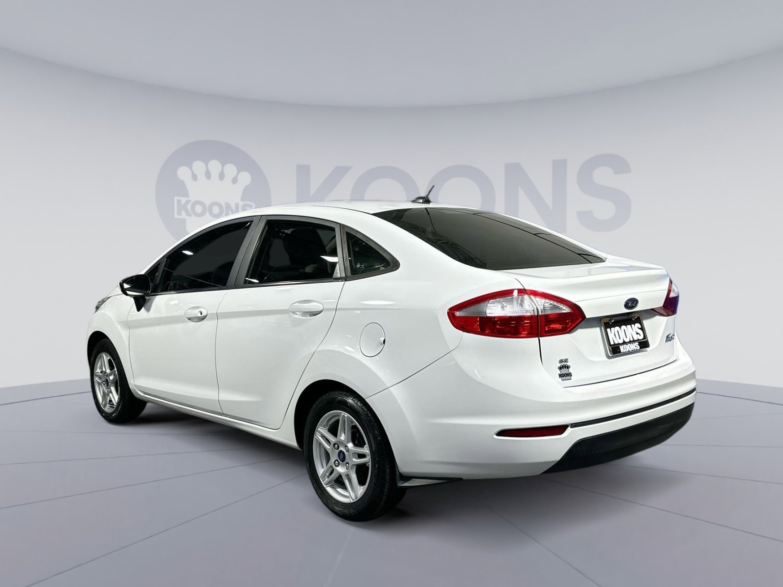 Used 2019 Ford Fiesta SE image 4