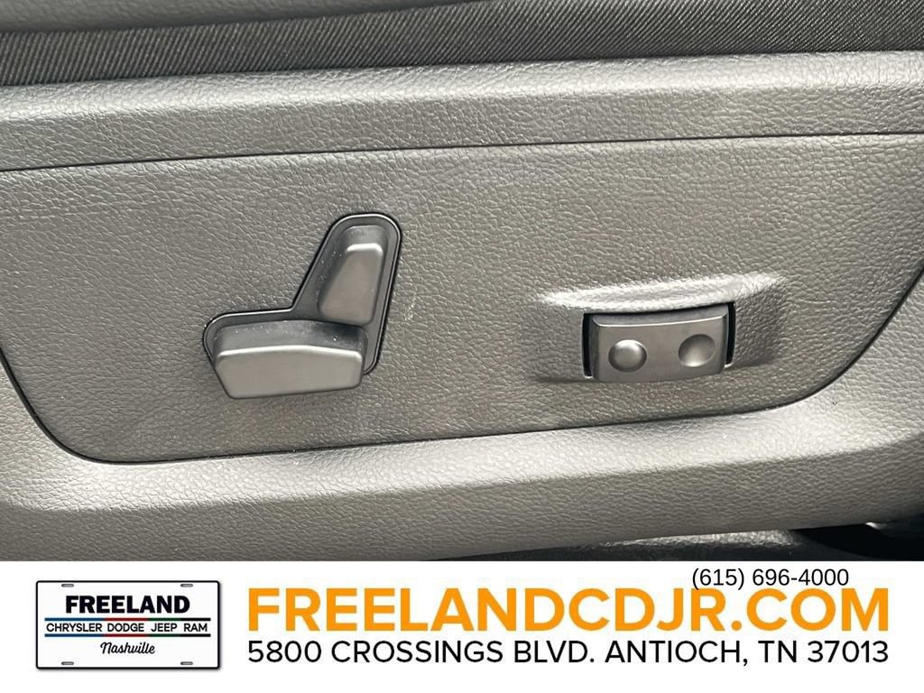 New 2026 RAM 2500 Laramie AWD/4WD image 21