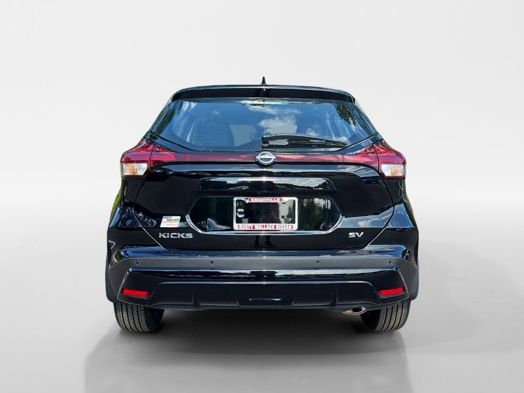 Certified 2024 Nissan Kicks SV image 4