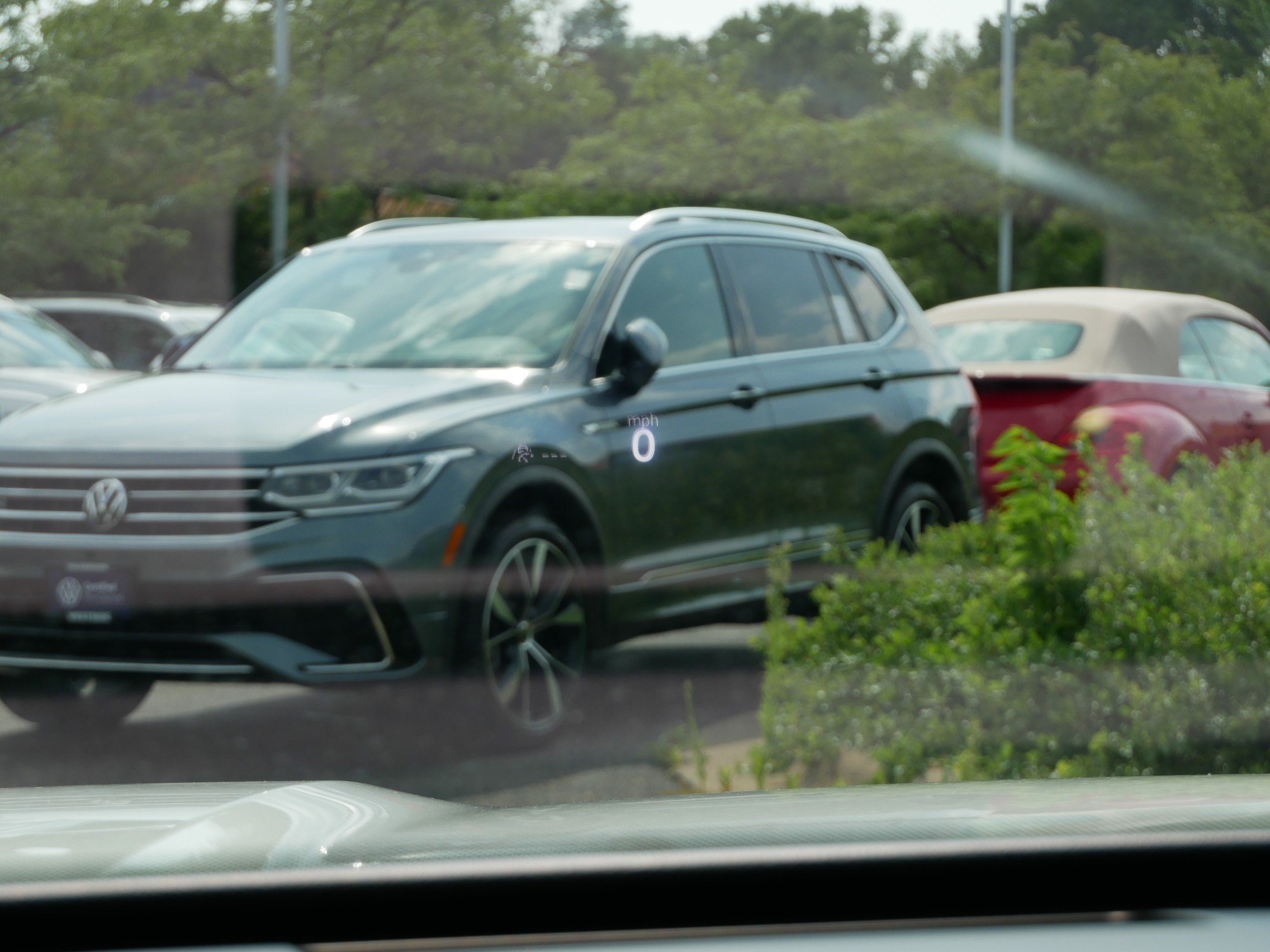 Certified 2026 Volkswagen Tiguan SEL R-Line AWD/4WD image 32