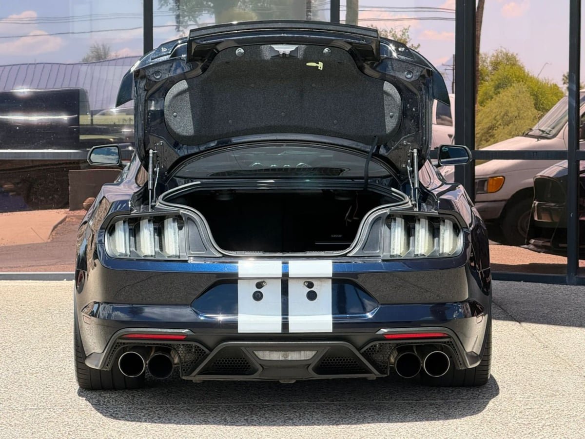 Used 2021 Ford Mustang Shelby GT500 w/ Technology Package RWD image 30