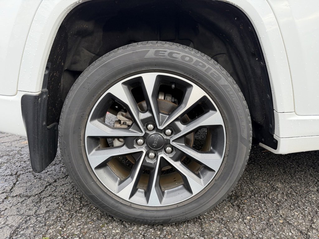 Used 2023 Jeep Grand Cherokee Overland w/ Adv Protech Group III image 10