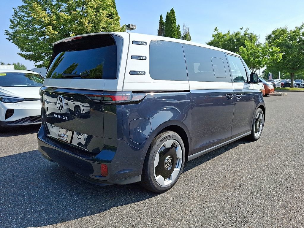 New 2025 Volkswagen ID. Buzz Pro S Plus image 4
