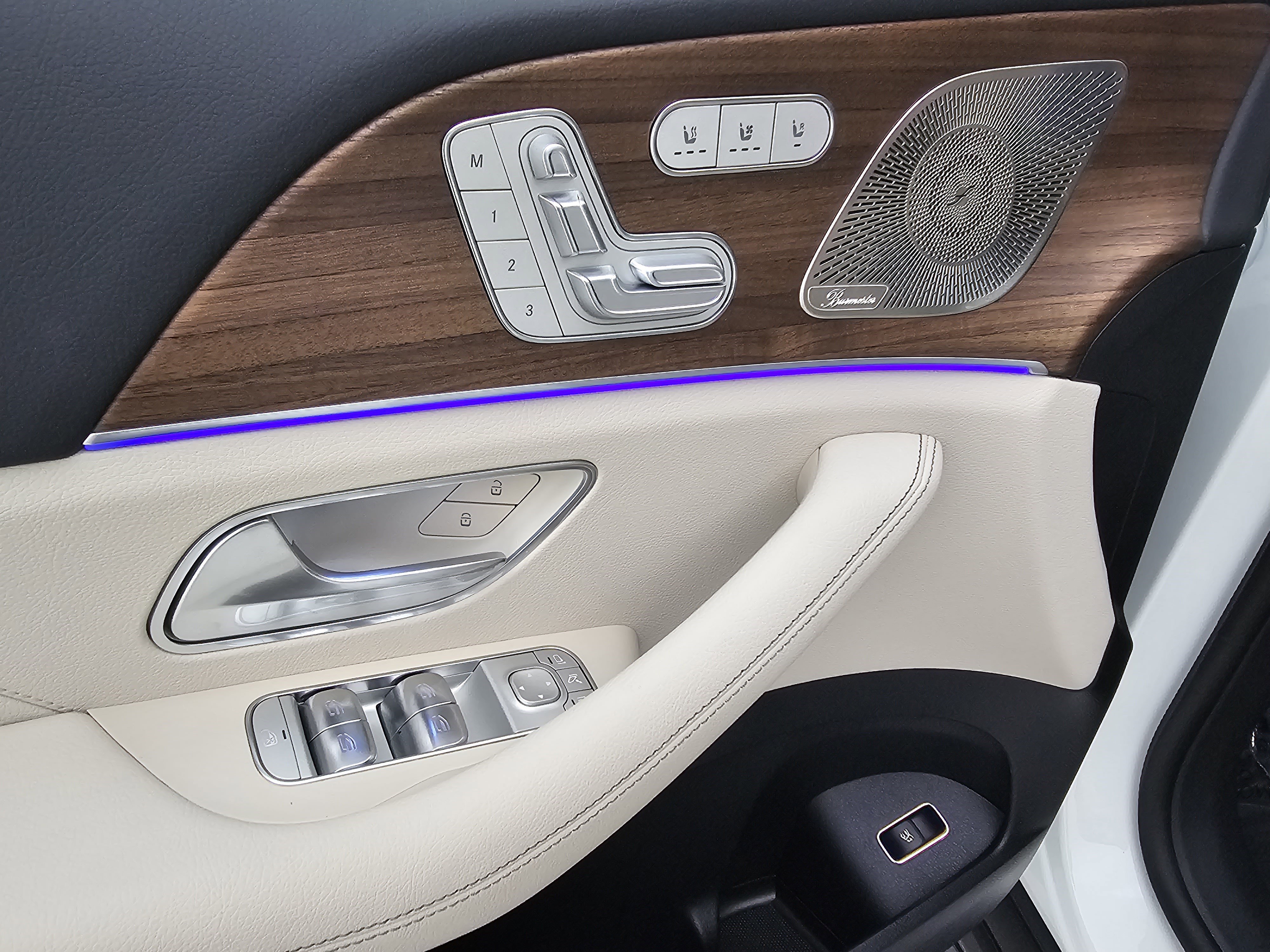 New 2026 Mercedes-Benz GLS 450 4MATIC image 11