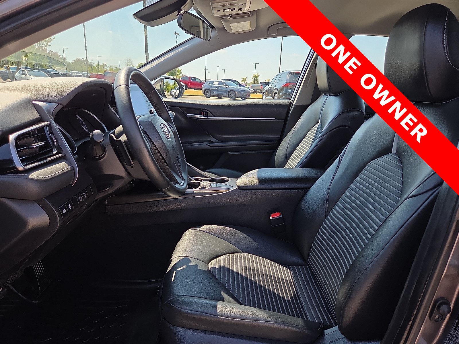 Used 2023 Toyota Camry SE FWD image 15