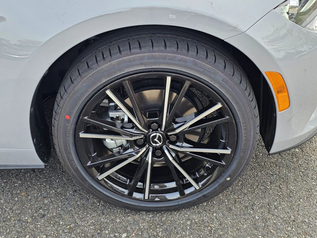 New 2026 MAZDA MX-5 Miata RF Grand Touring w/ Weather Package image 25