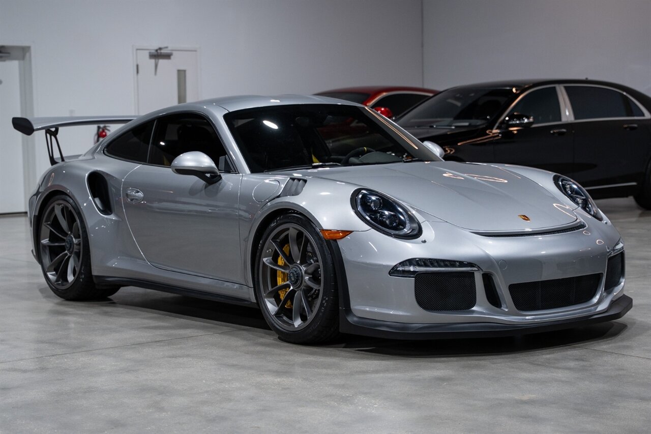 Used 2016 Porsche 911 GT3 RS RWD image 16
