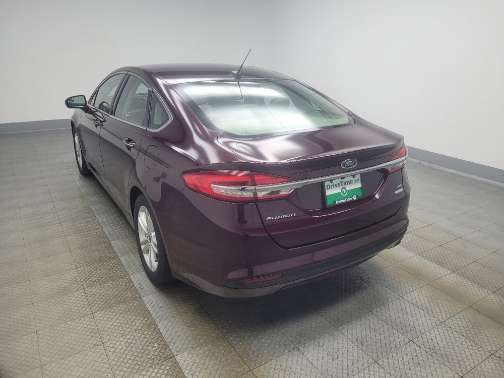 Used 2018 Ford Fusion SE w/ Fusion SE Technology Package FWD image 5