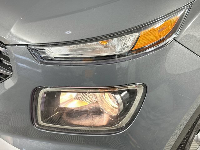 New 2026 Hyundai Venue SEL FWD image 3