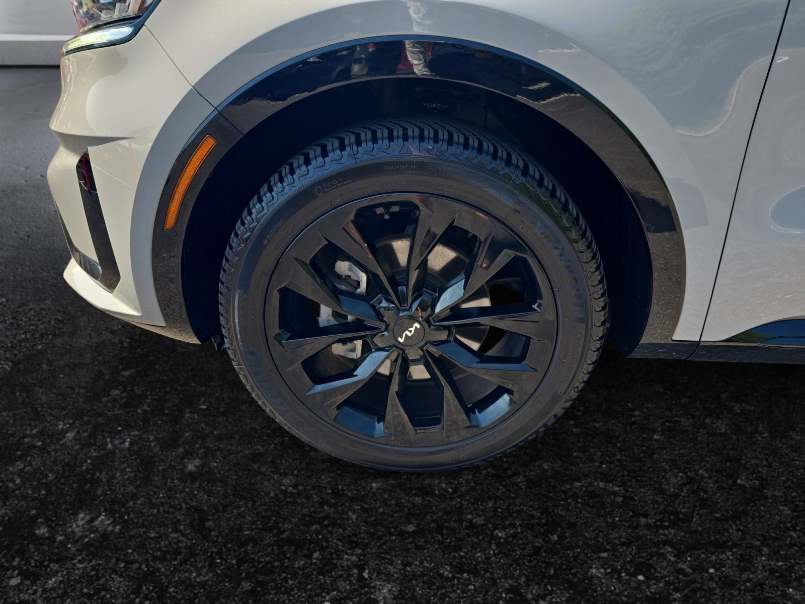 Used 2022 Kia Sorento SX FWD image 9