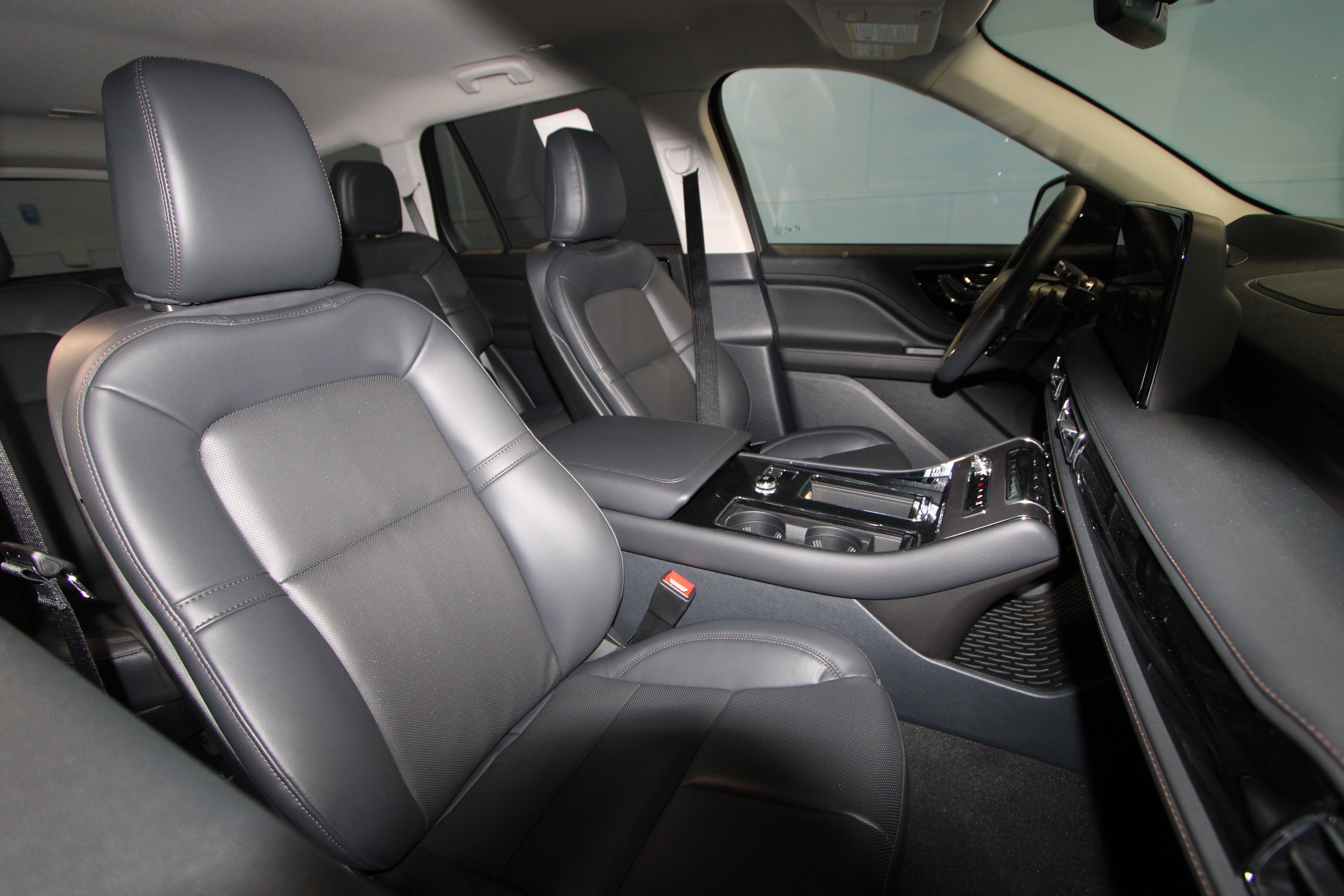 New 2026 Lincoln Aviator 2WD image 19