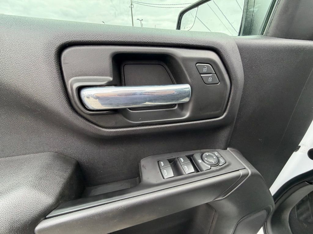 Used 2022 Chevrolet Silverado 1500 Custom AWD/4WD image 24