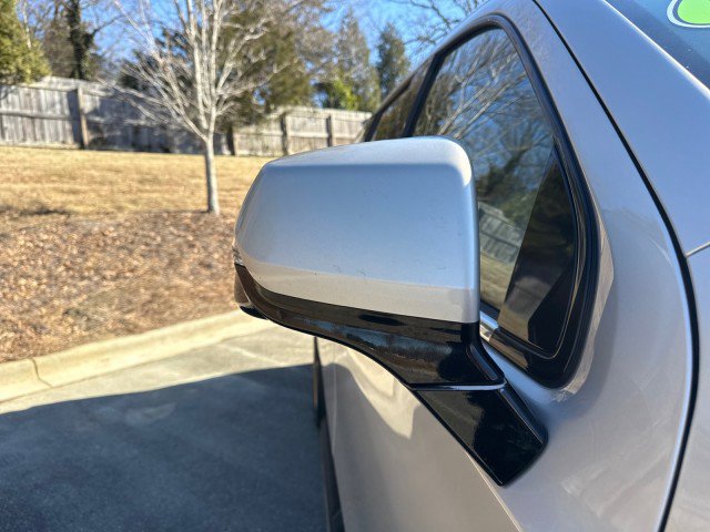 Used 2023 Chevrolet Suburban LT w/ Luxury Package image 16