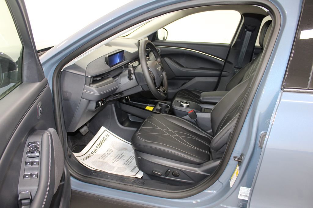 New 2024 Ford Mustang Mach-E Select w/ Comfort Package Lite image 21