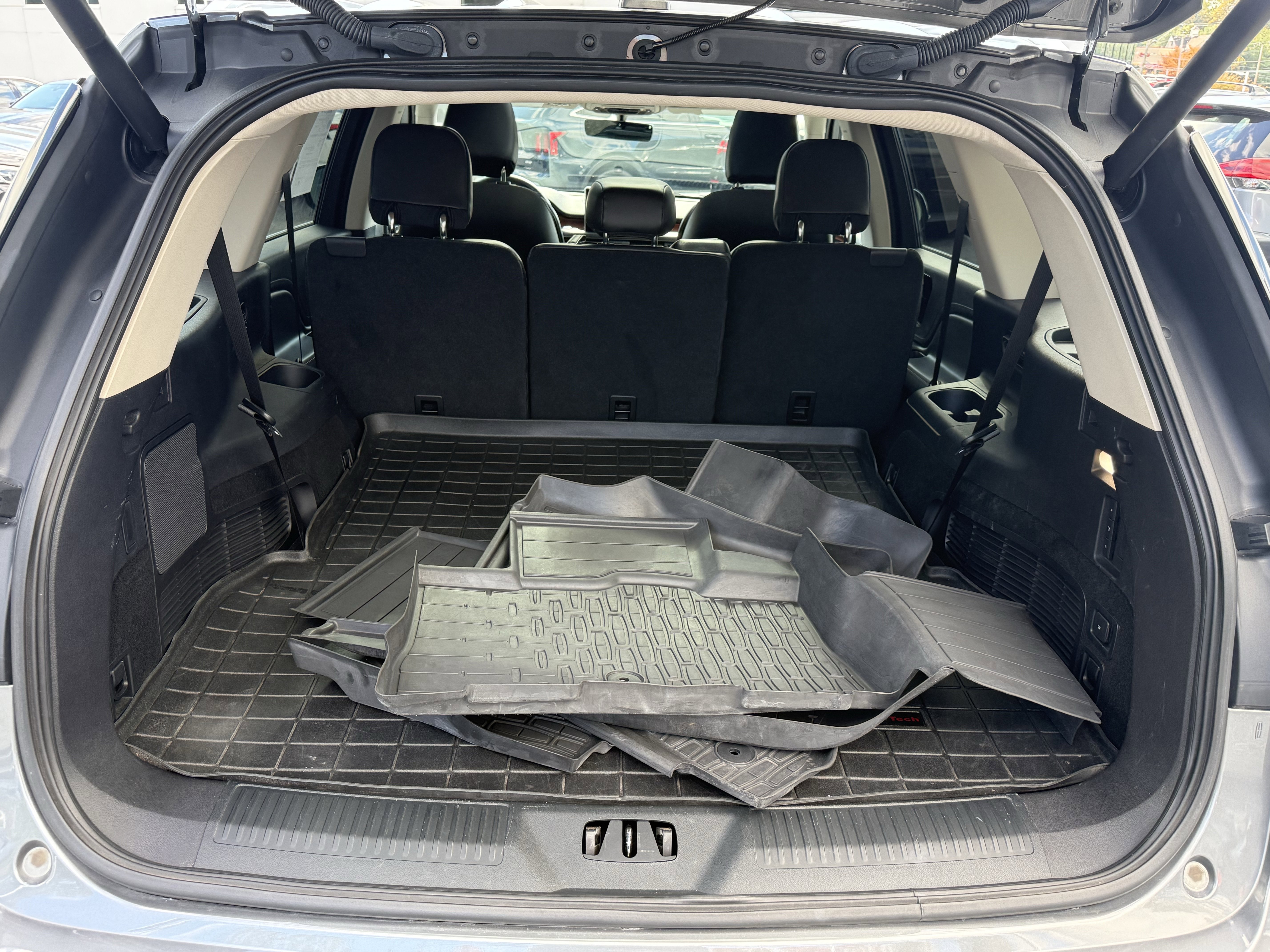 Used 2021 Lincoln Aviator Reserve w/ Equipment Group 201A image 9