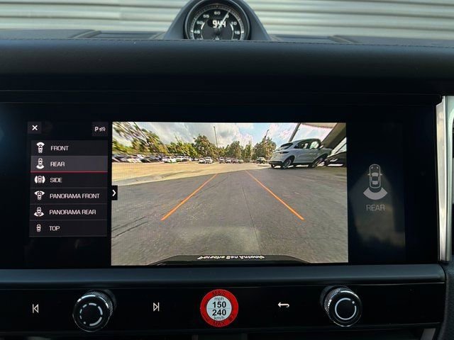 Certified 2026 Porsche Macan Turbo AWD/4WD image 19