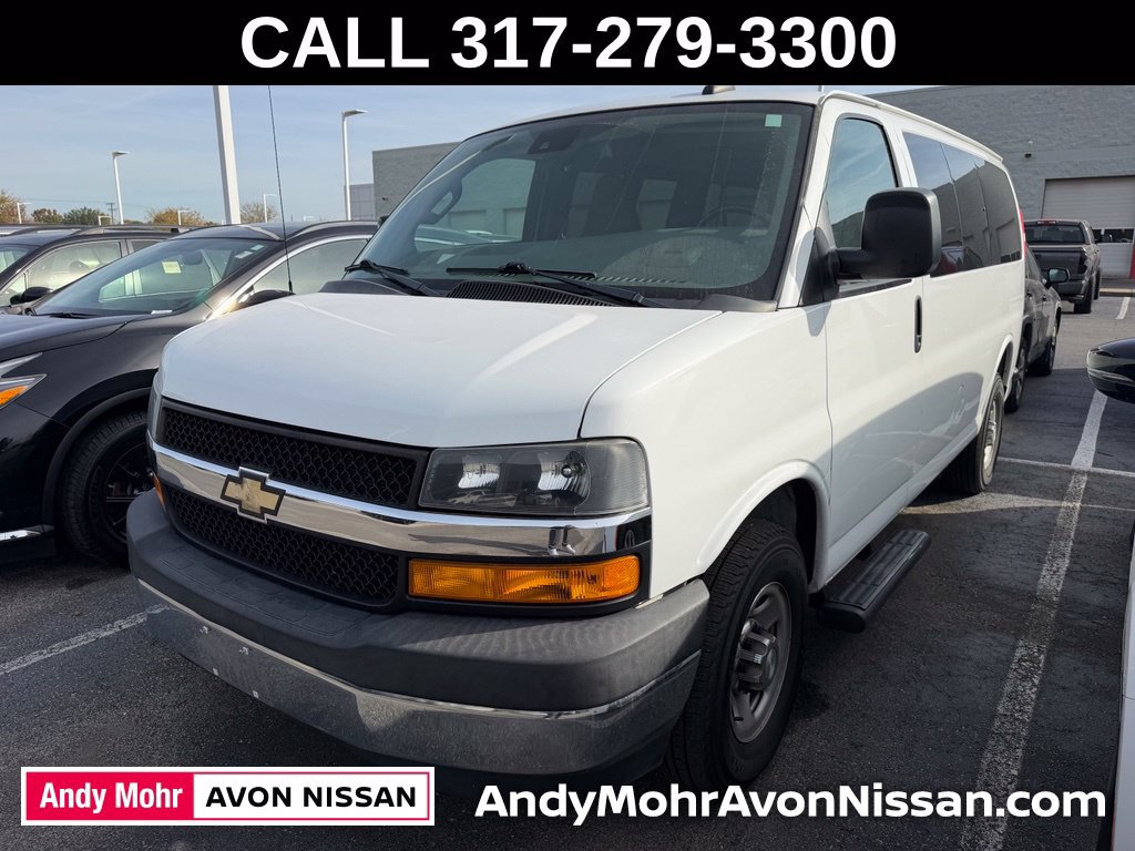 Used 2019 Chevrolet Express 3500 LT w/ LT Preferred Equipment Group RWD image 2