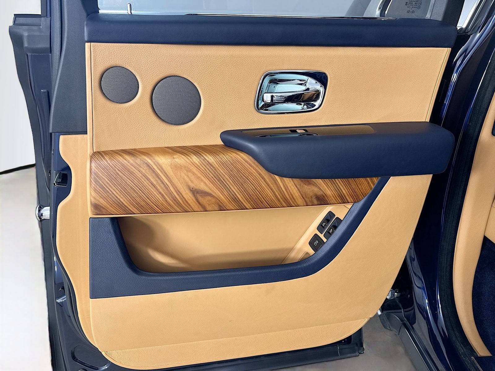 Used 2019 Rolls-Royce Cullinan AWD/4WD image 44