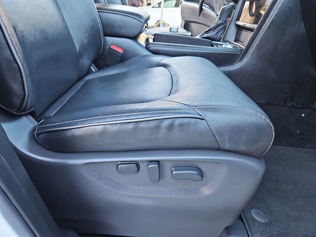 Used 2023 INFINITI QX80 Luxe w/ Cargo Package RWD image 26