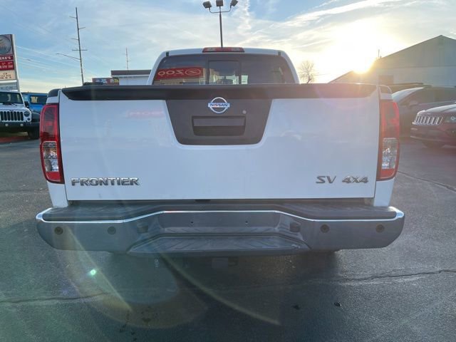 Used 2020 Nissan Frontier SV image 7