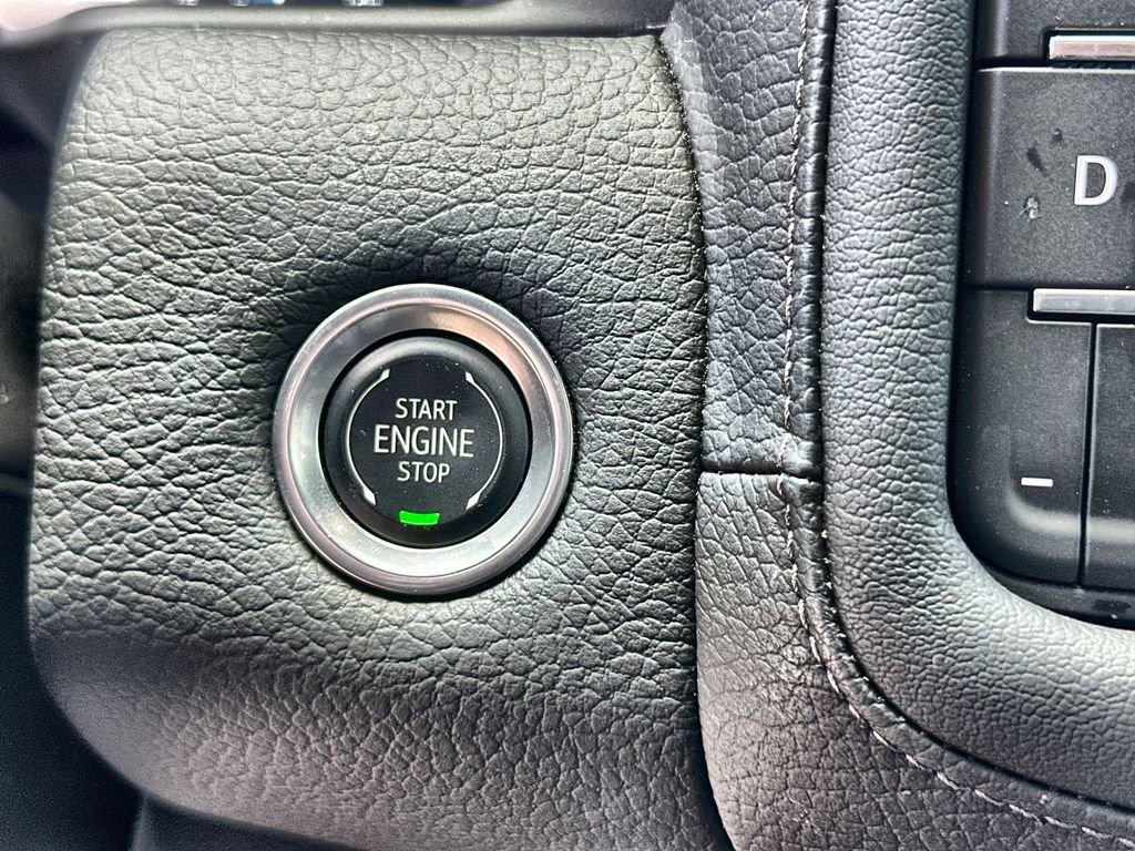 Certified 2024 GMC Yukon Denali AWD/4WD image 17