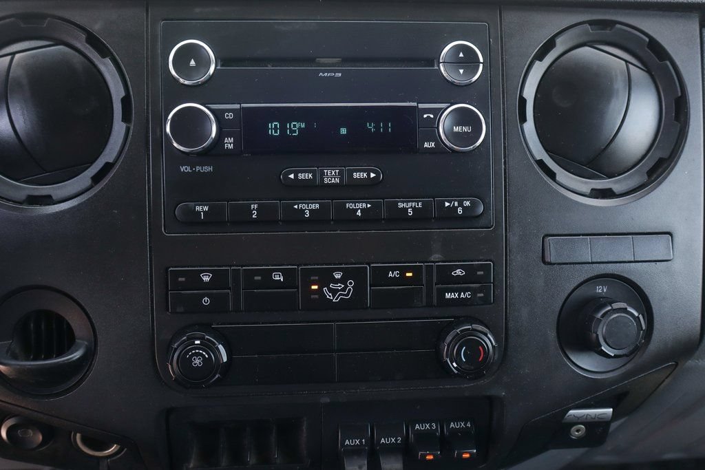 Used 2016 Ford F650 2WD Crew Cab Super Duty image 26