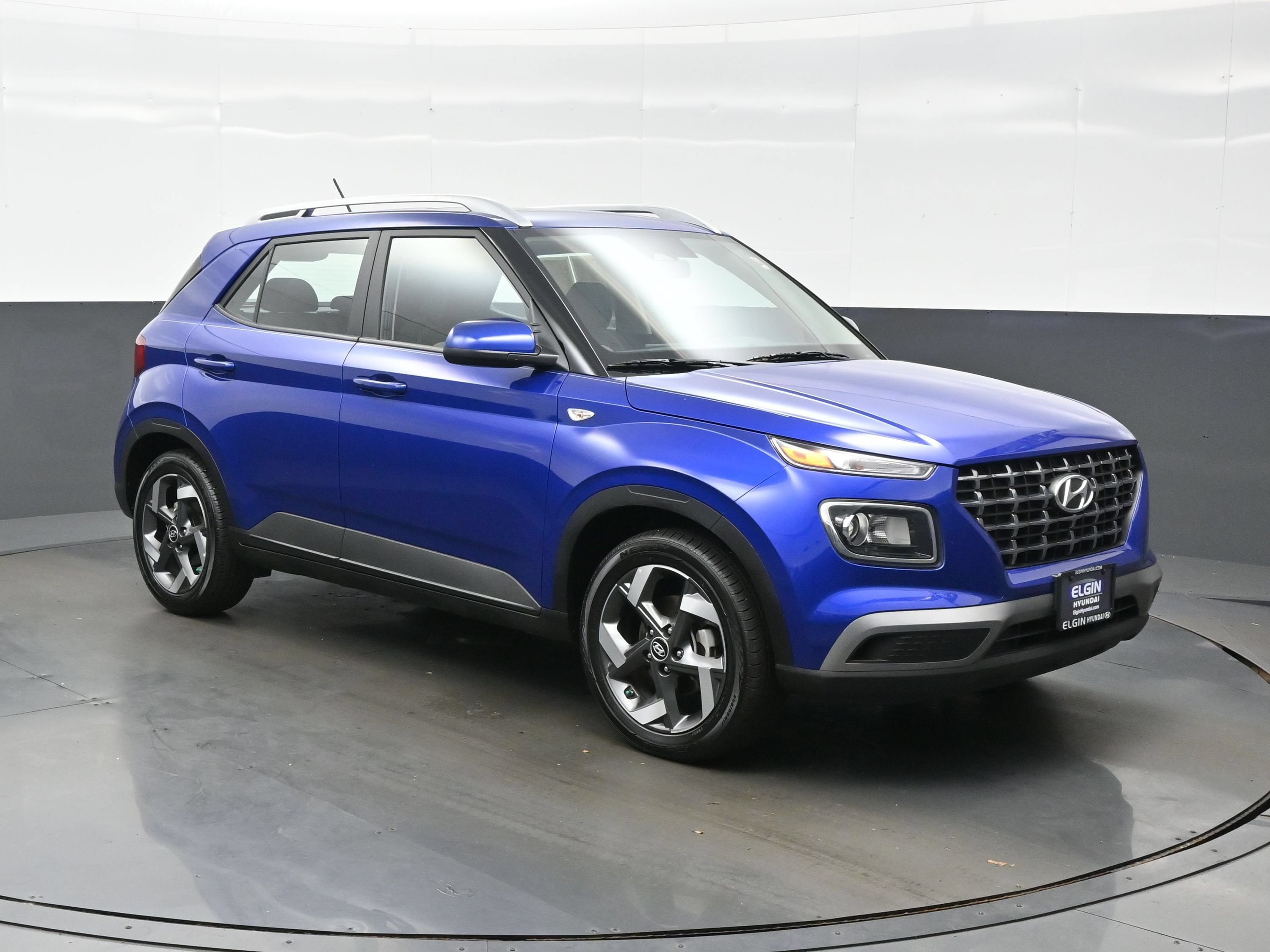 Certified 2026 Hyundai Venue SEL FWD image 8