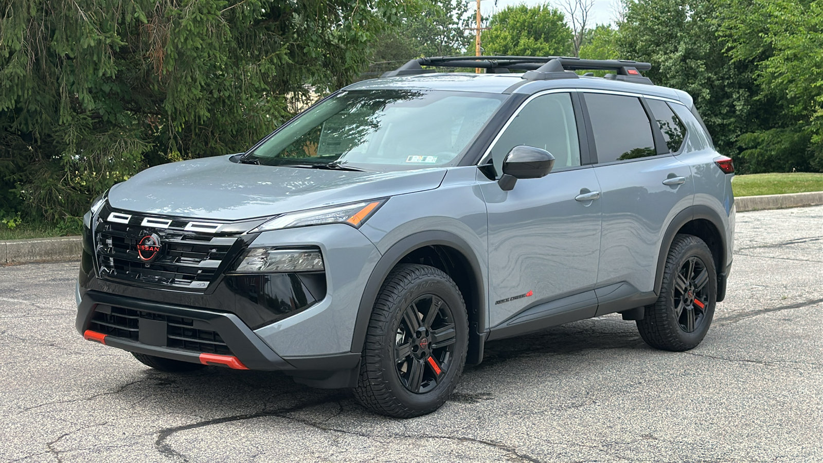 New 2026 Nissan Rogue SV AWD/4WD image 2
