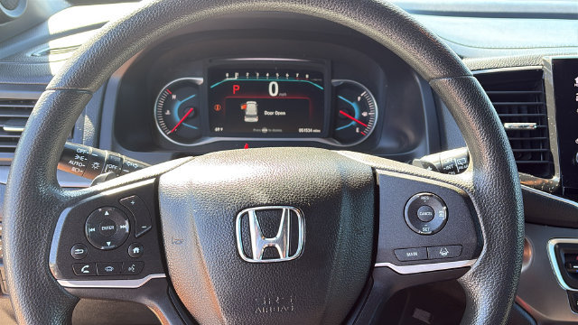 Used 2022 Honda Pilot Sport image 12