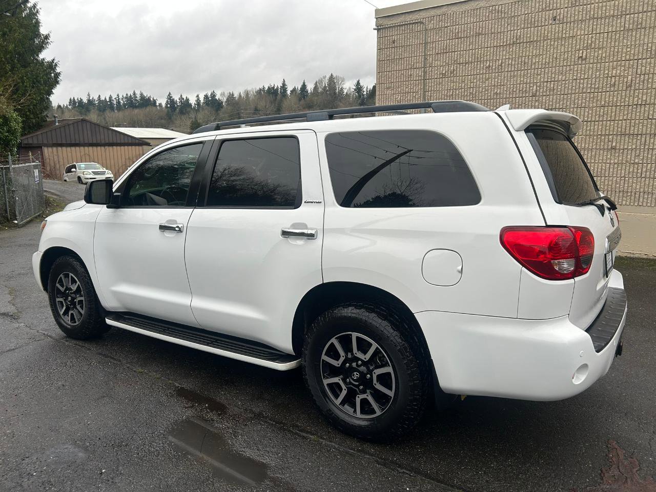 Used 2013 Toyota Sequoia Limited image 7