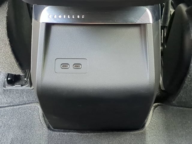 Used 2024 Cadillac Lyriq Sport RWD image 17