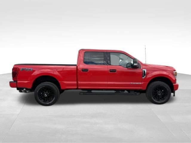 Used 2022 Ford F350 XLT w/ Black Appearance Package AWD/4WD image 9