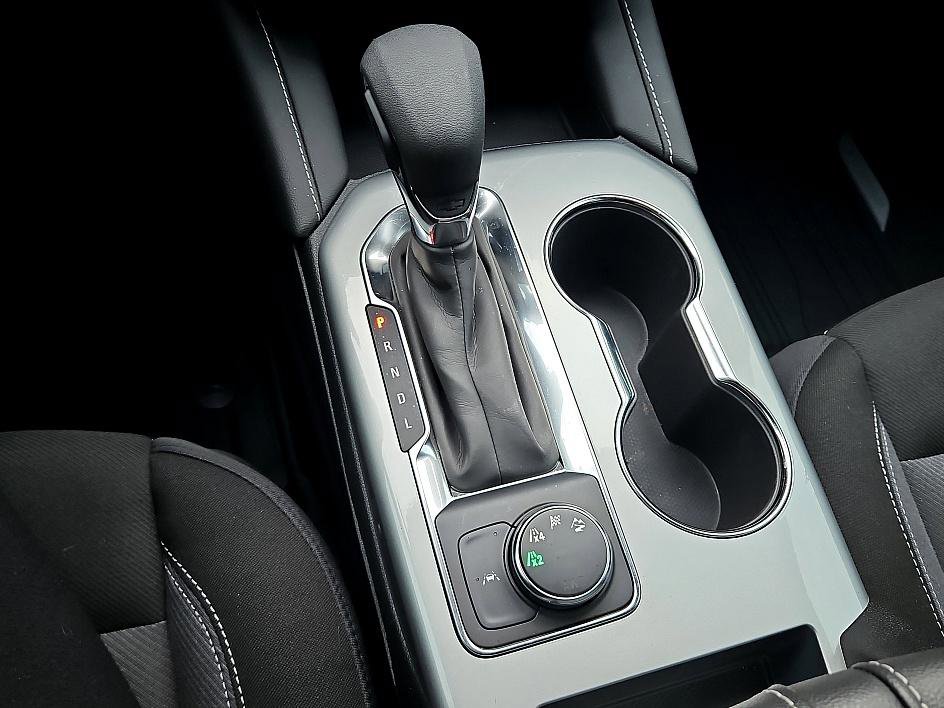 New 2025 Chevrolet Blazer LT w/ Midnight/Sport Edition image 18