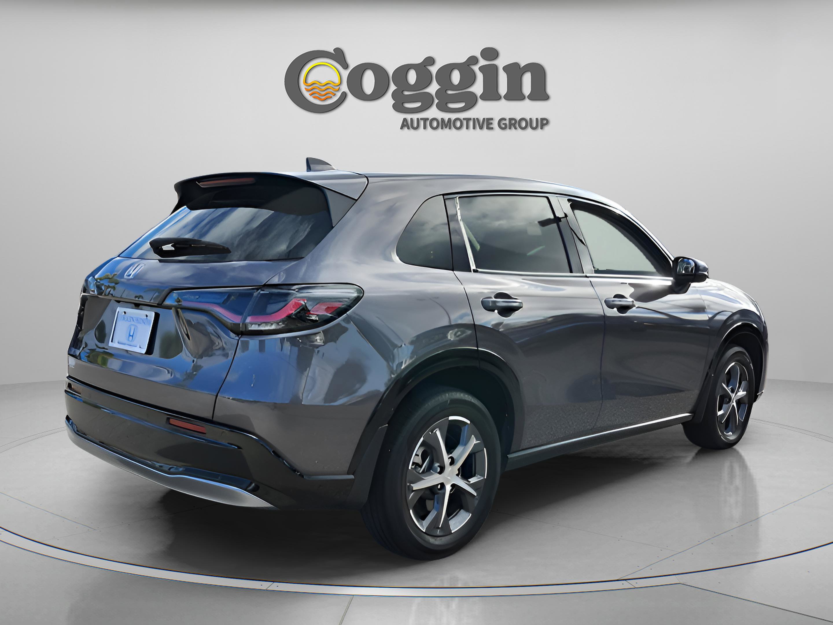 Certified 2025 Honda HR-V EX-L image 5