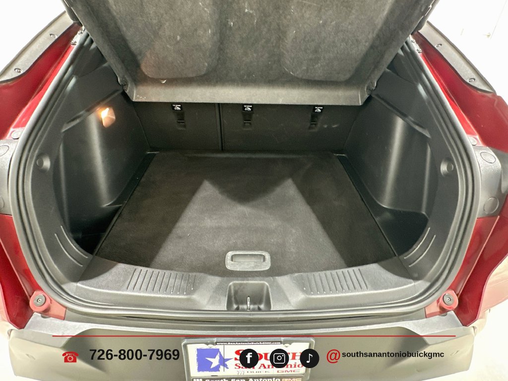 Used 2025 Buick Envista Preferred w/ Convenience II Package FWD image 25