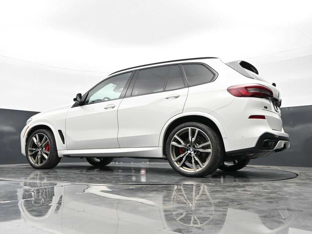 Used 2021 BMW X5 M50i AWD/4WD image 46