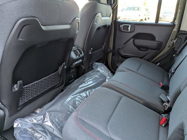 New 2026 Jeep Wrangler Unlimited Rubicon AWD/4WD image 26