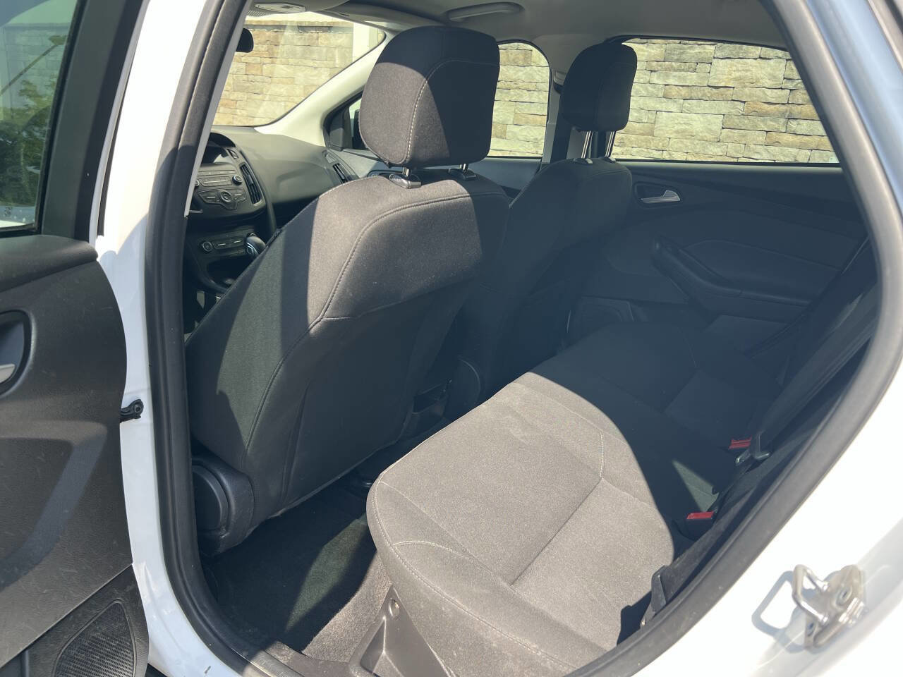 Used 2018 Ford Focus SE image 13
