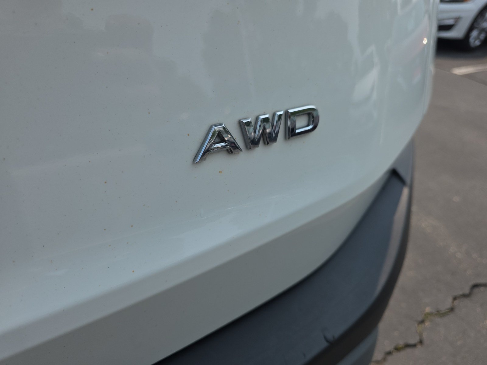 Used 2023 Nissan Rogue S AWD/4WD image 9