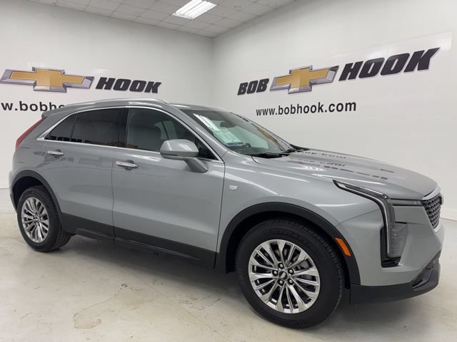 Used 2024 Cadillac XT4 Premium Luxury FWD image 3