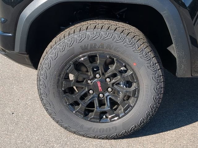 New 2026 GMC Canyon Elevation RWD image 15