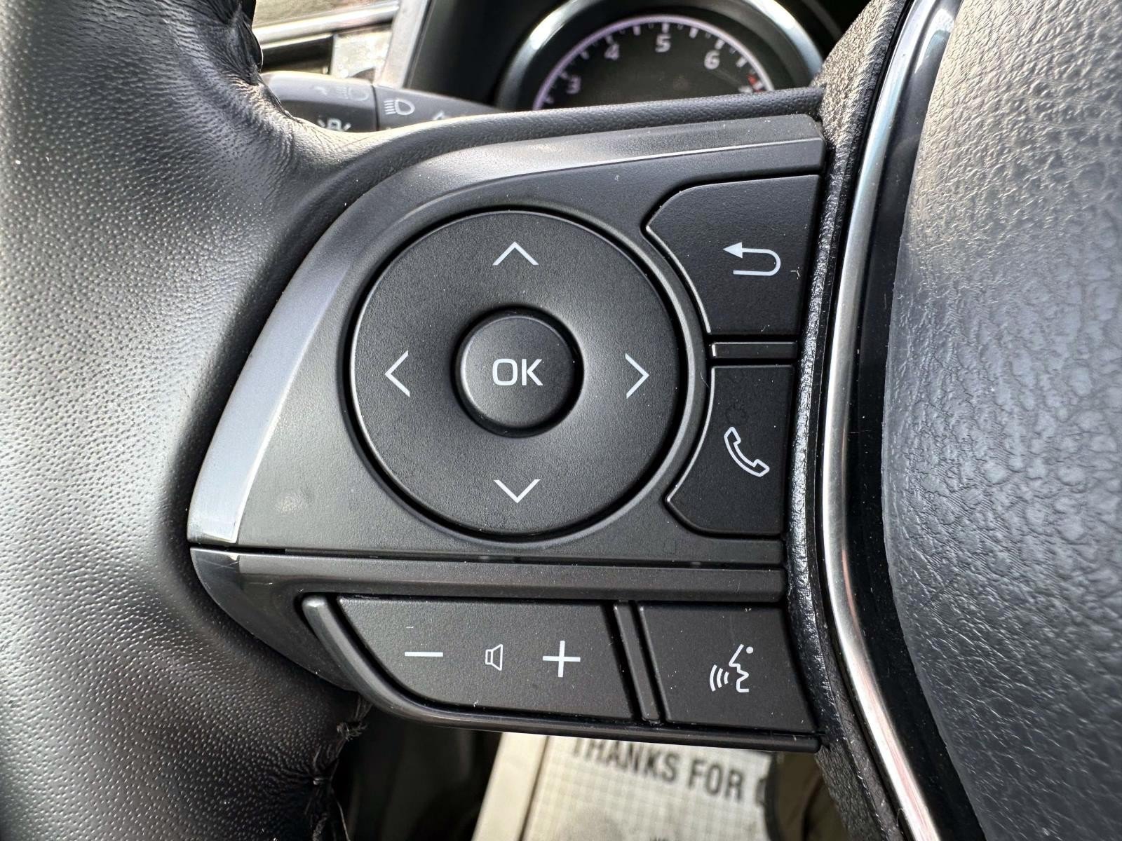 Used 2019 Toyota Camry SE FWD image 16