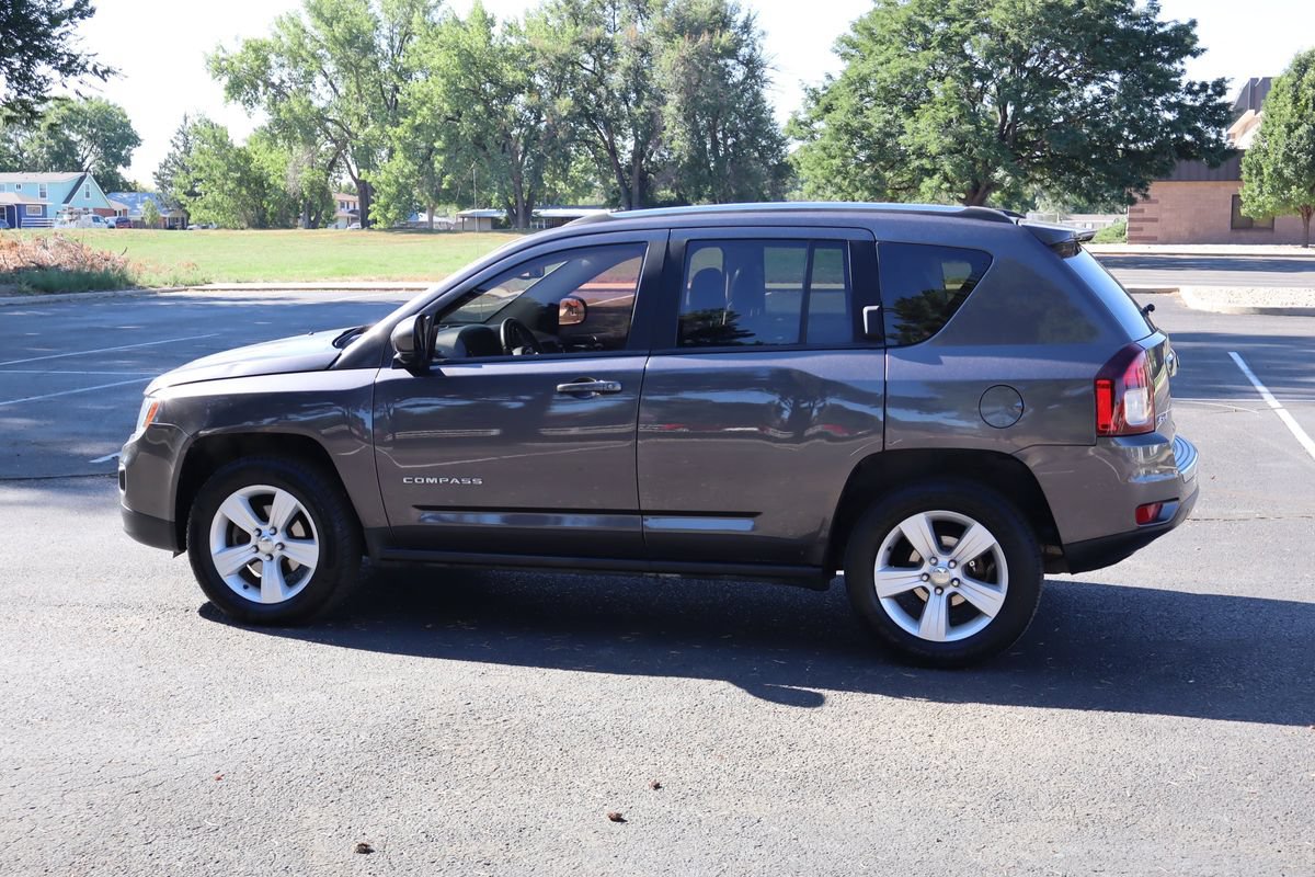 Used 2016 Jeep Compass High Altitude AWD/4WD image 8
