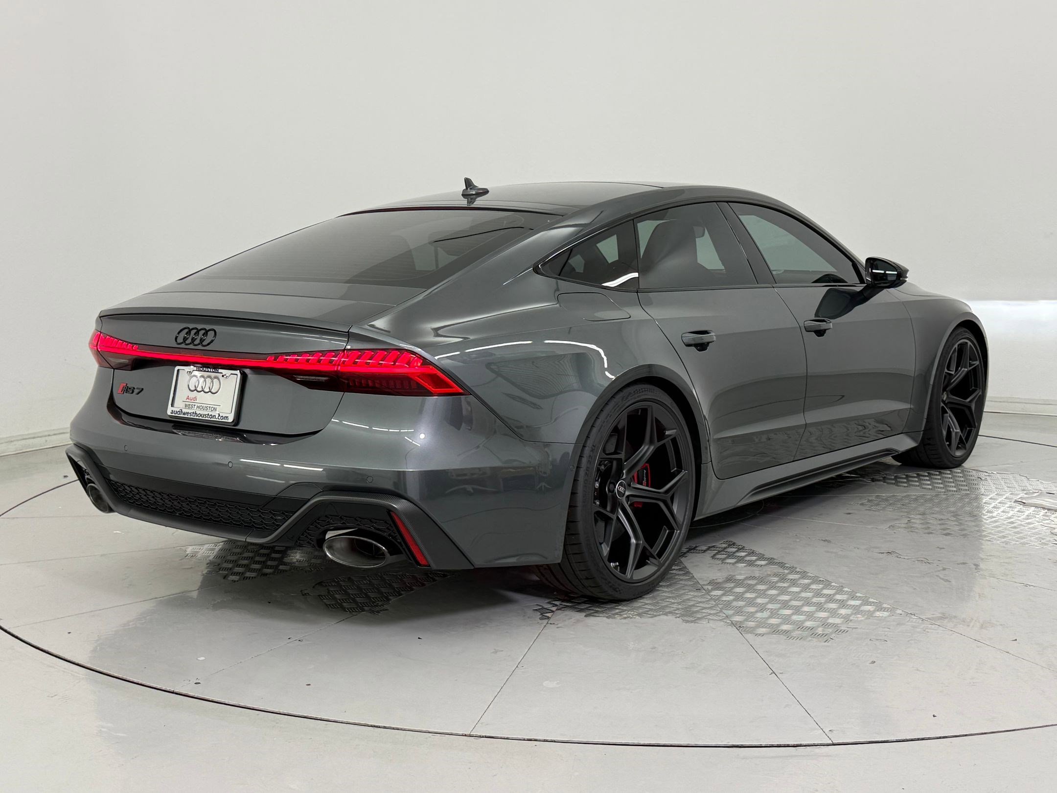 New 2026 Audi RS 7 Performance image 9