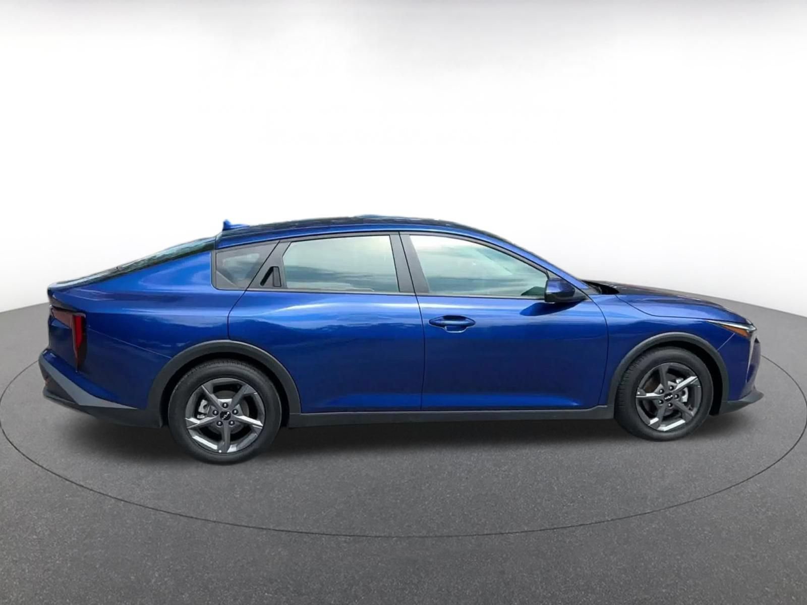 Used 2025 Kia K4 FWD image 15