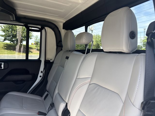 Used 2023 Jeep Gladiator Mojave w/ Cold Weather Group AWD/4WD image 20