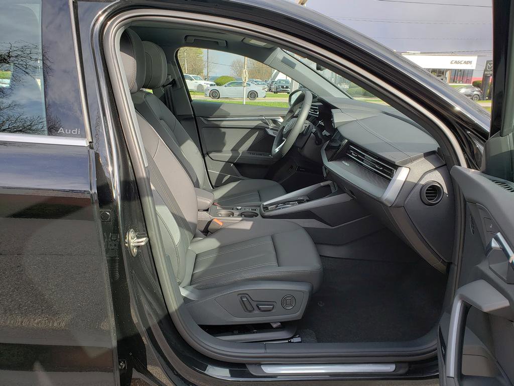 Used 2025 Audi A3 2.0T Premium Plus w/ Premium Plus Package image 18