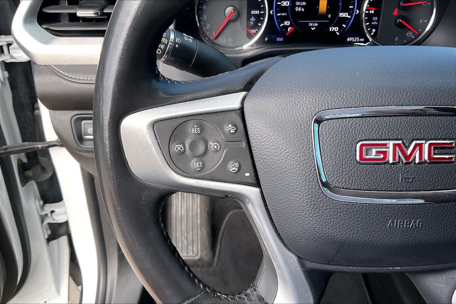 Used 2022 GMC Acadia SLT w/ Technology Package FWD image 23